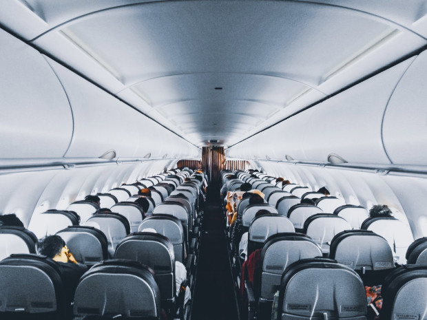 飛行機内でも携帯やスマホが使用可能に 機内で使う時の条件と注意点 トラベリスト Travelist 格安航空券の検索 予約